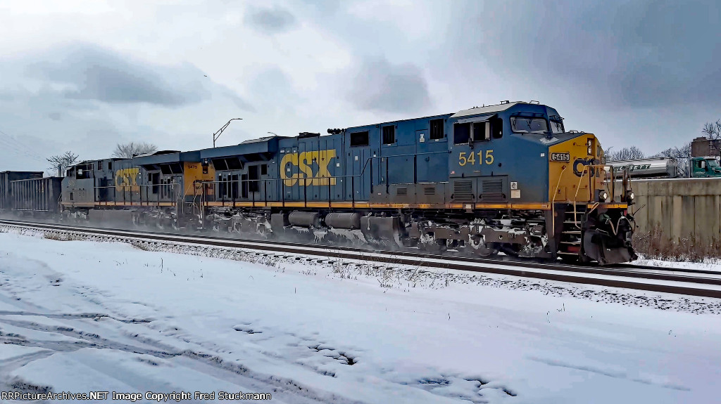 CSX 5415 leads B158.